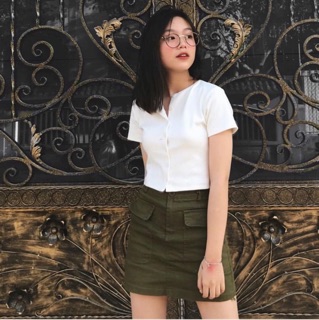 ÁO THUN BUTTON CROPTOP