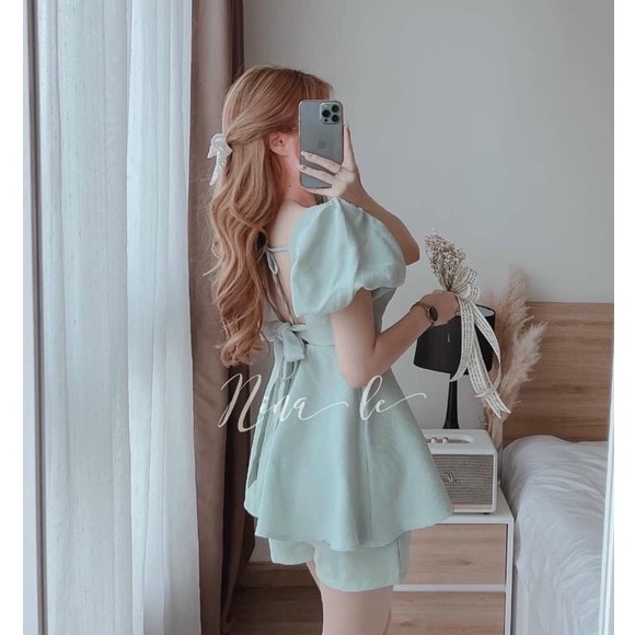 Sét bộ đùi áo tay ngắn cổ vuông áo đan dây lưng phối quần đùi siêu xinh áo có mút ngực  phối 3 màu