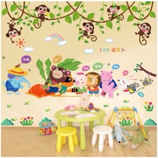 Decal dán tường Combo kết hợp đoàn thú và khỉ leo