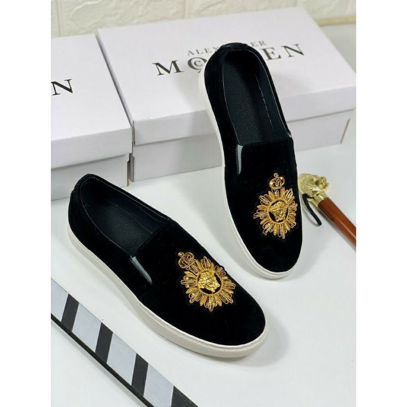 ( Hot 2020 ) Giày lười nam mác vàng mặt người mới , giày lười nam trẻ trung năng động | BigBuy360 - bigbuy360.vn