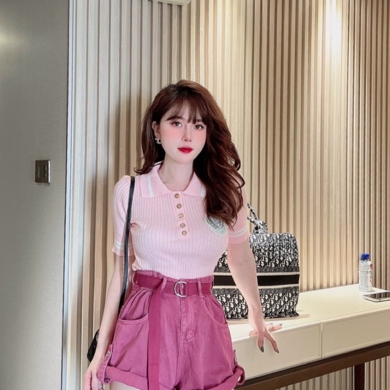 Áo len nữ bóng chày tag huy hiệu thêu ngực, cổ đóng khuy cực xinh