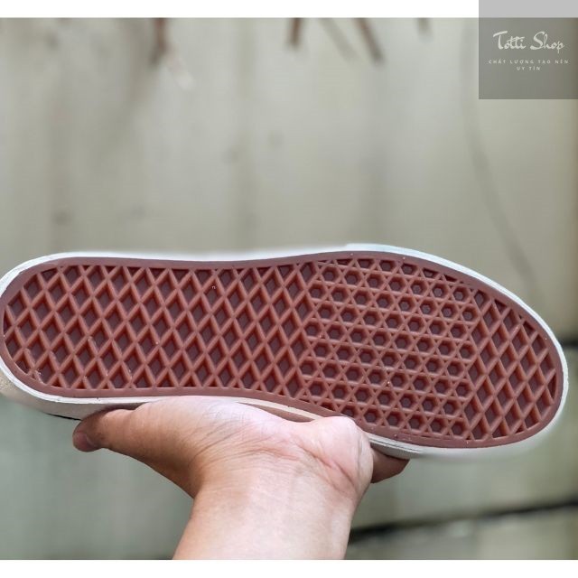 Giày Vans Vault Đen Trắng Nam Nữ