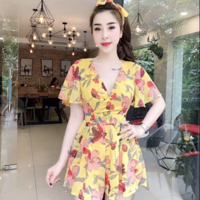 Jum hoa thắt eo