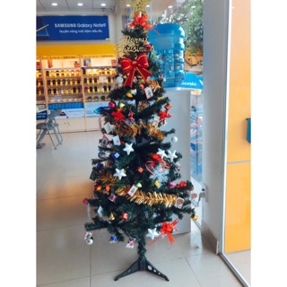 Cây thông noel 1,8m - full phụ kiện trang trí