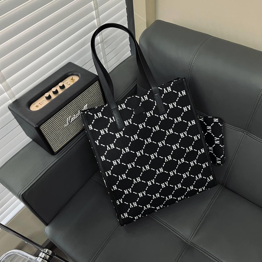 ✅  TÚI MLB MONOGRAM DIAMOND JACQUARD TOTE SHOPPING BAG YANKEES BLACK  ẢNH THẬT