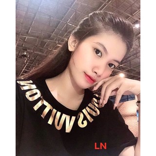 áo thun in chữ vòng cổ ánh vàng luôn vui tươi