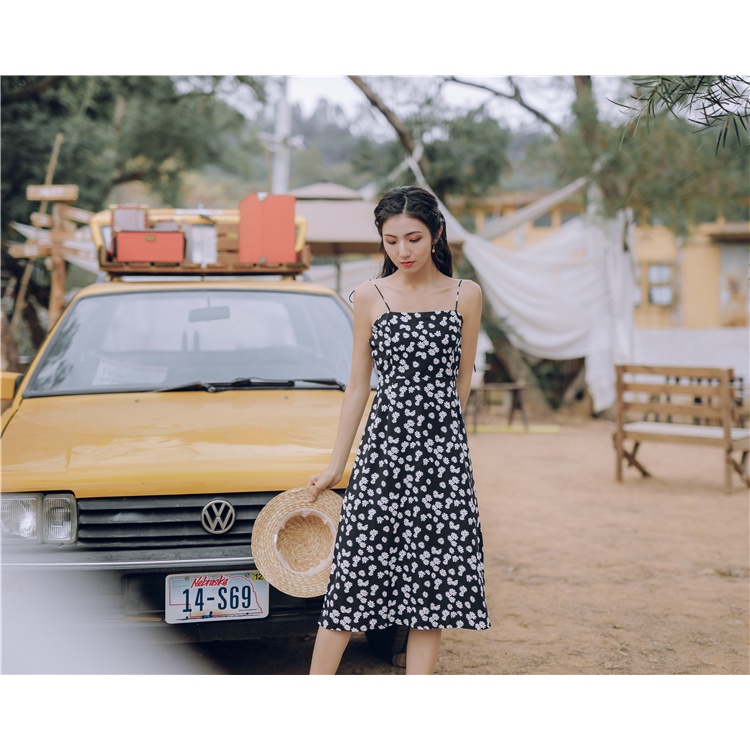 Váy 2 dây hoa cúc siêu đẹp