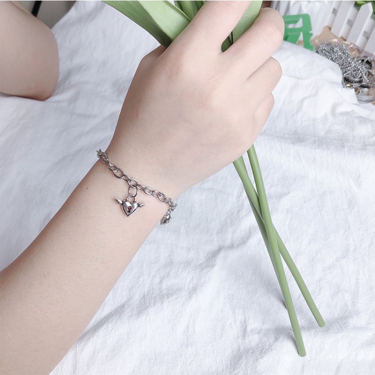 Set 2 vòng tay đôi từ tính hình cánh thiên thần độc đáo cho cặp đôi