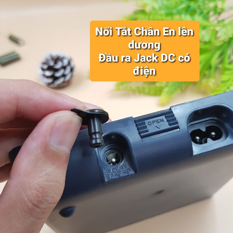 Sạc Pin 2S 8.4V 3.2A Chính Hãng MaLaySia