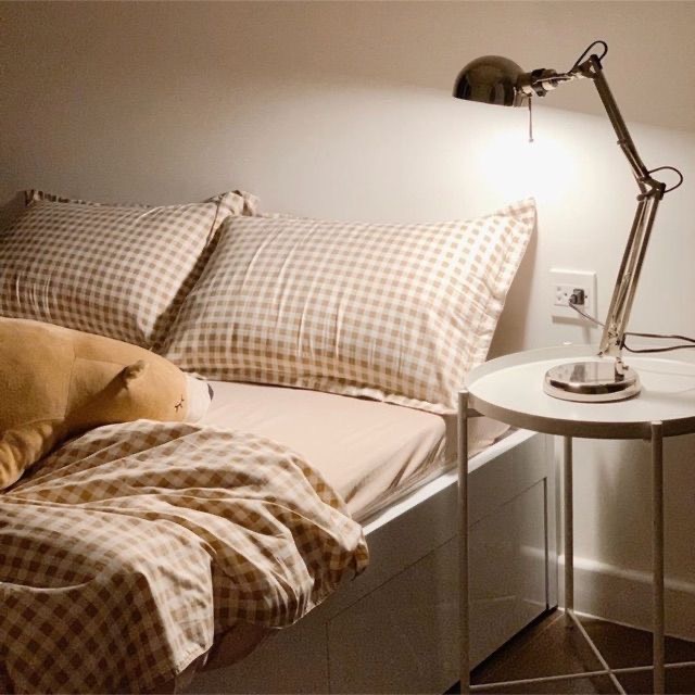 Vỏ gối nằm caro nâu be , Vỏ gối kẻ hottrend 2022 size 45x65cm.