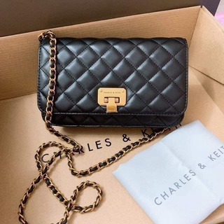 Túi trám Charles & Keith Push-Lock authentic