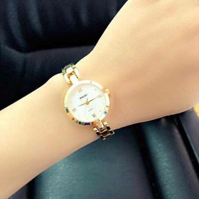 (Mới) Đồng hồ nữ lắc tay HALEI thiết kế trẻ trung-.chống nước tuyệt đối