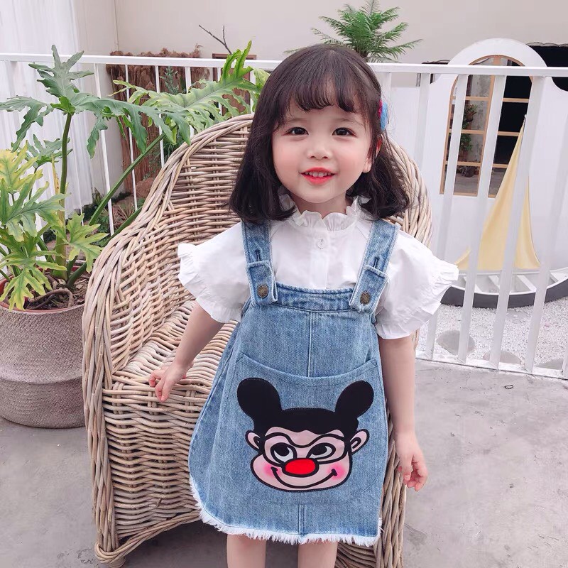 Yếm váy hình bé gái cute cho bé