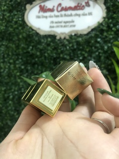 Son Tom Ford vỏ vàng 16,80