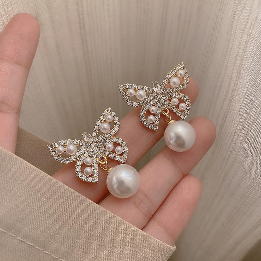 Khuyên Tai Nữ Trang Tạo Hình Độc Đáo