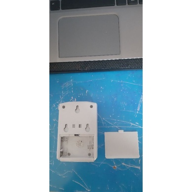 Thiết Bị Đuổi Chuột Cảm Biến Mèo Kêu Cho Ô tô