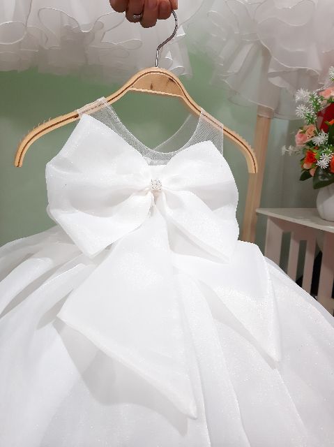 Váy công chúa cho bé