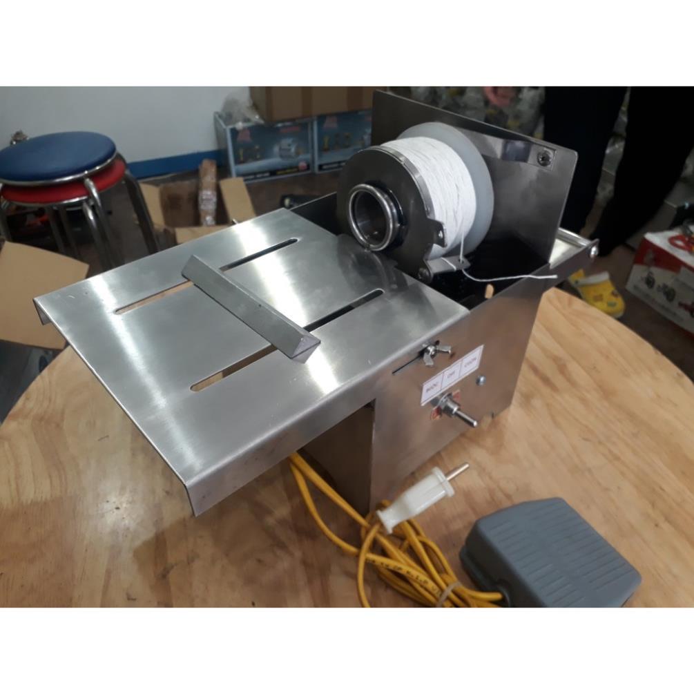 Máy buộc chỉ xúc xích chạy điện, INOX sáng đẹp, Máy cột chỉ xúc xích lạp xưởng