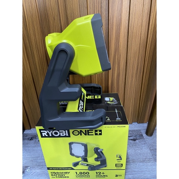 Đèn led pin Ryobi 18v