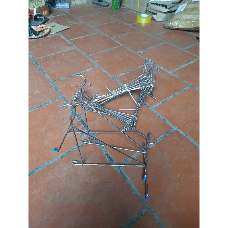 Móc treo tường inox