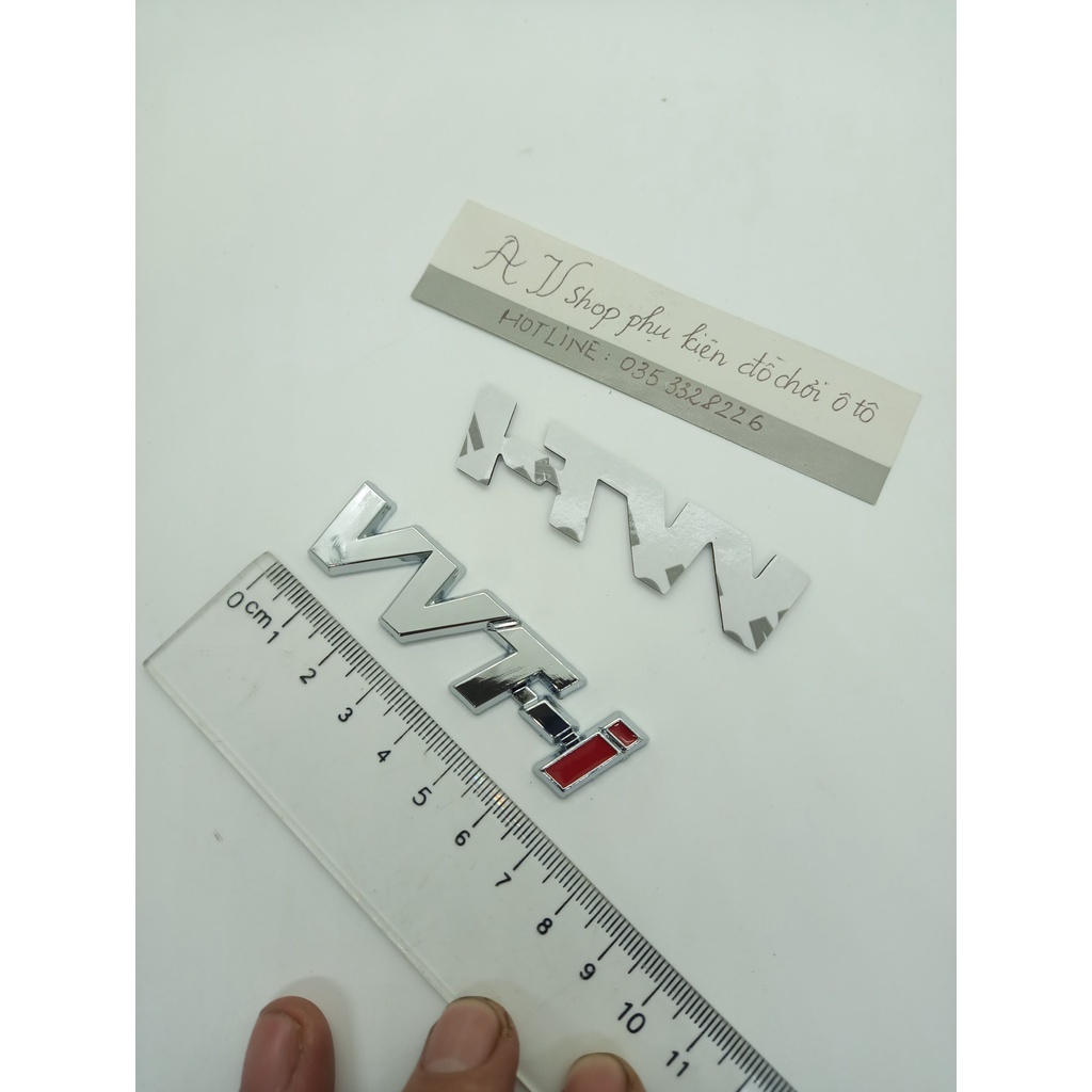 logo chữ nổi  VVT-I  kích thước 1.7cm*7cm dán thân xe hàng tốt bằng kim loại có miếng dán kèm theo