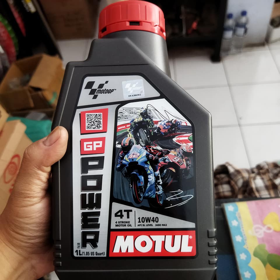 Nhớt Motul Moto GP Power 10w40 dành cho xe số, côn tay - Tặng khăn lau xe Mirco