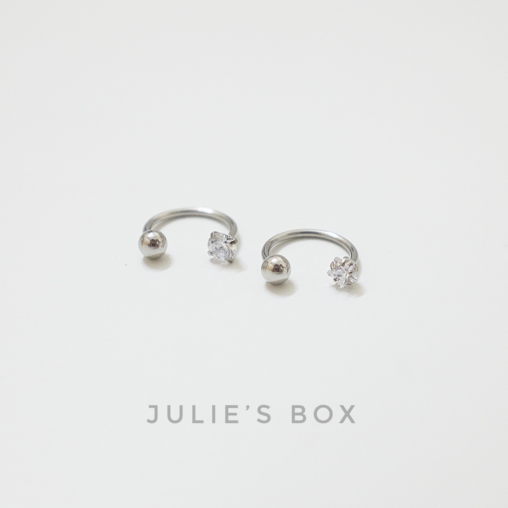 Khuyên Tai Titan Unisex Nam Nữ Chữ U Màu Bạc 1 Đá 1 Bi Không Gỉ Sét Không Ngứa Bông Tai Julies Box 66