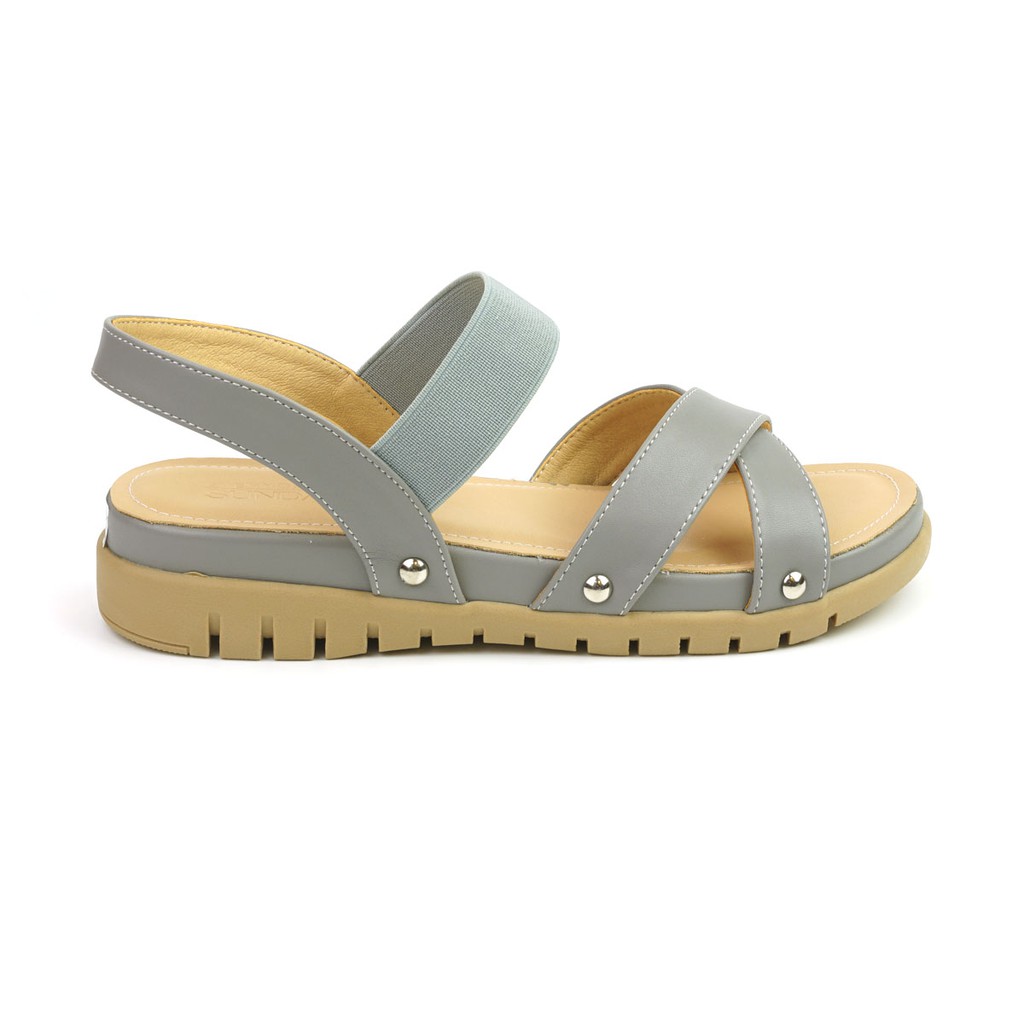 [Mã FASHIONMALLT4 giảm 15% đơn 150k] Giày sandal đế bệt quai chéo SUNDAY SD23