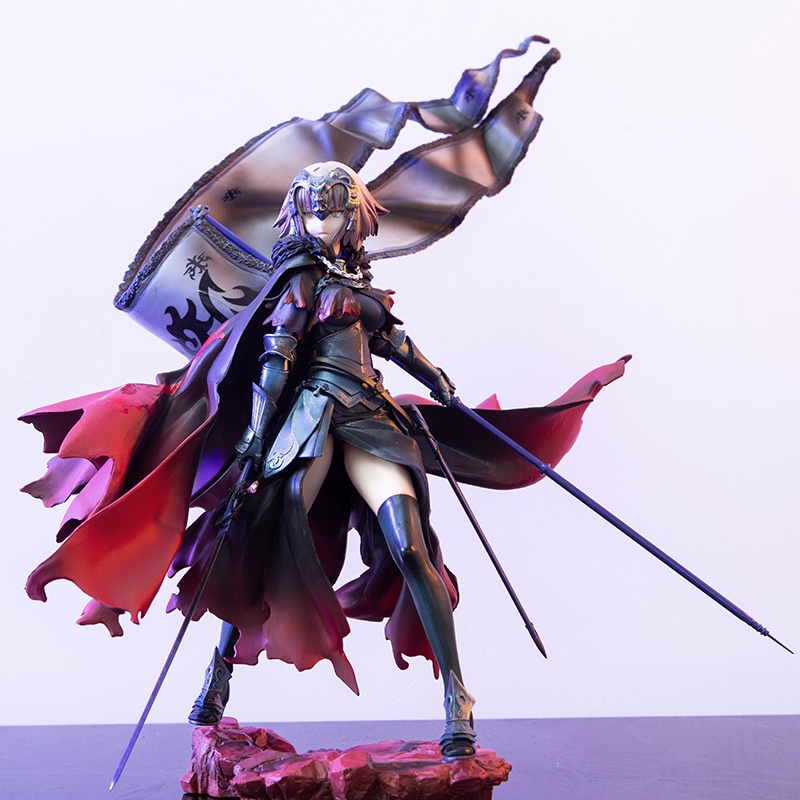 Mô Hình nhân vật Saber trong anime Fate/Grand Order