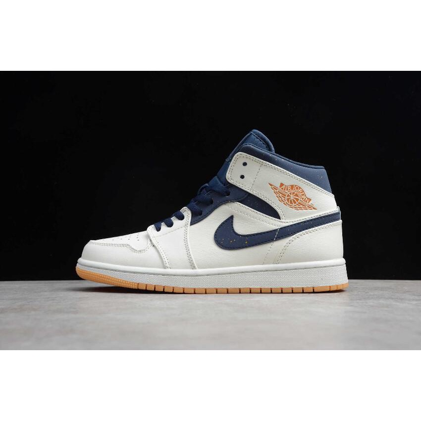 Giày Air Jordan 1 Mid Jeter Sail Bronze | BigBuy360 - bigbuy360.vn