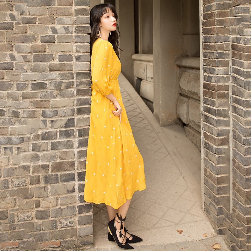 Đầm dáng xòe midi Emilyshop