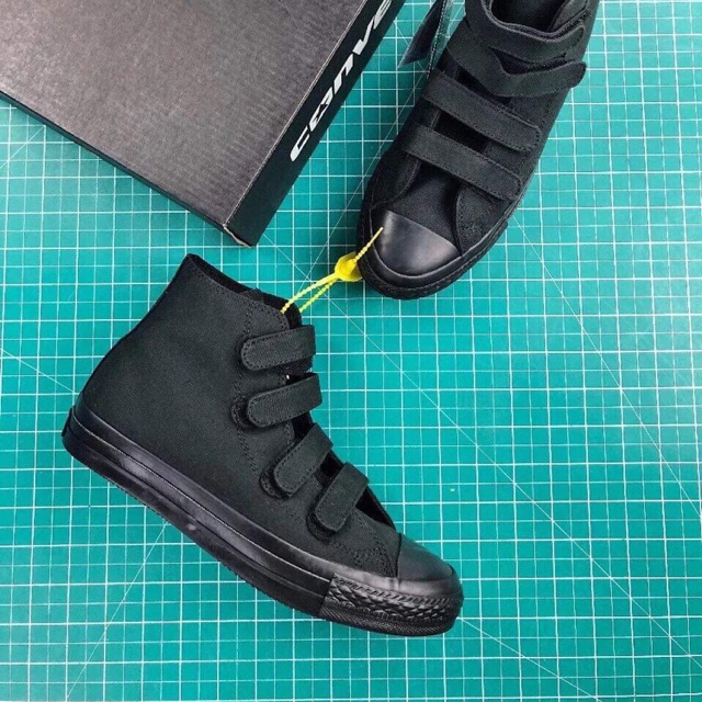 Giày converse trả khách