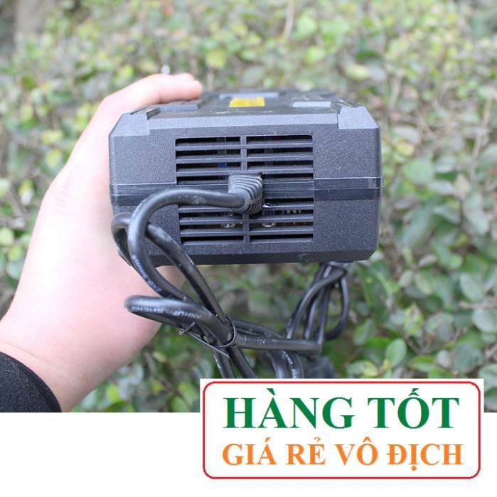 Sạc bình xe điện 48V- 12AH hoặc 20AH phích cái 3 chấu có quạt