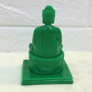 Tượng Phật thích ca màu xanh lá