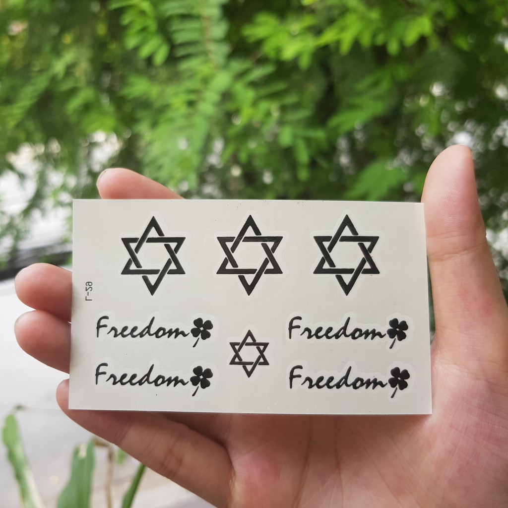 Hình xăm chữ freedom. Xăm dán tatoo mini tạm thời, size &lt;10x6cm