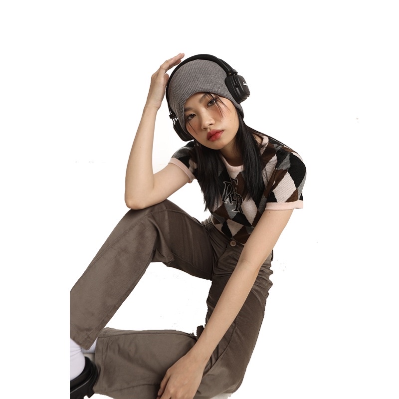 Áo ERRORIST len chillin knit crop đỏ/hồng | BigBuy360 - bigbuy360.vn