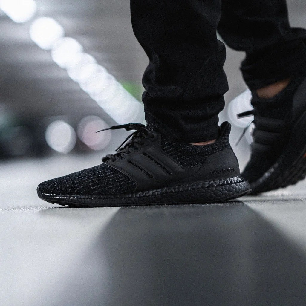 Giày Thể Thao Nam Adidas 🔴FREESHIP🔴 Giày Chạy Bộ Adidas Chính Hãng - Adidas Ultraboost 4.0 DNA Triple Black Chuẩn Auth