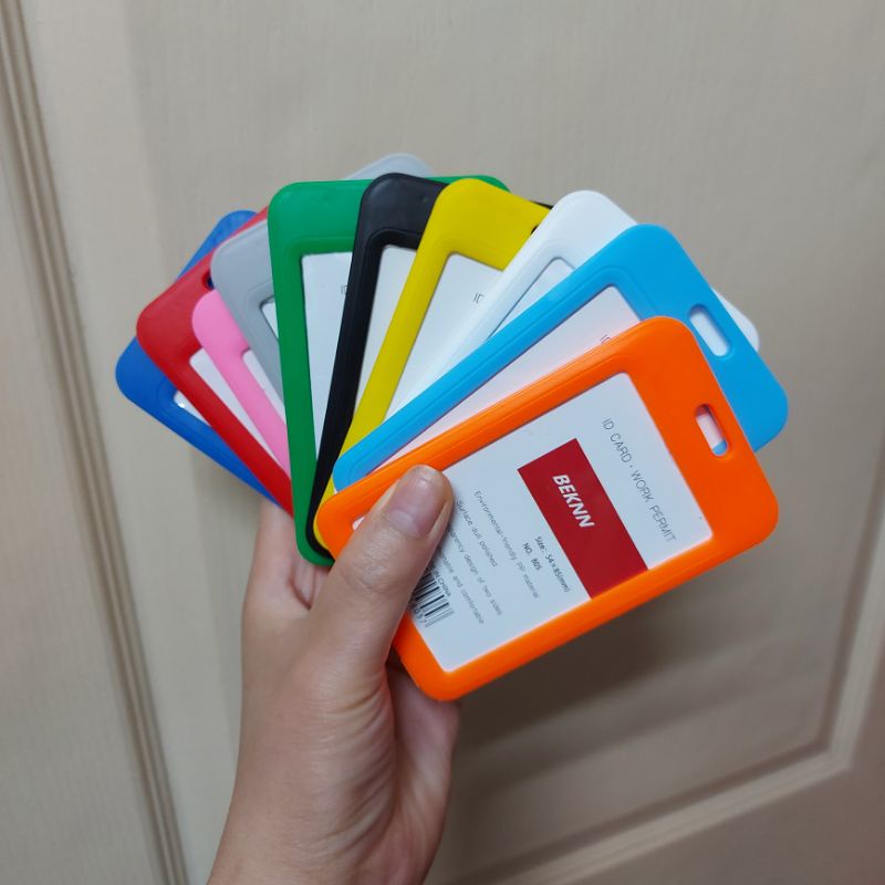 Bao thẻ dọc hai mặt 10 màu thương hiệu BEKNN chính hãng, đeo thẻ nhân viên, thẻ tên Bác Sĩ chất  liệu nhựa PC cao cấp