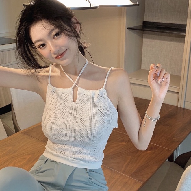 Áo croptop QKOOLE dệt kim phong cách Hàn Quốc trẻ trung quyến rũ dành cho nữ