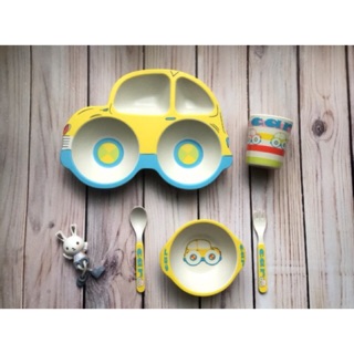 Set khay ăn hình ô tô chất liệu sợi tre hữu  cơ