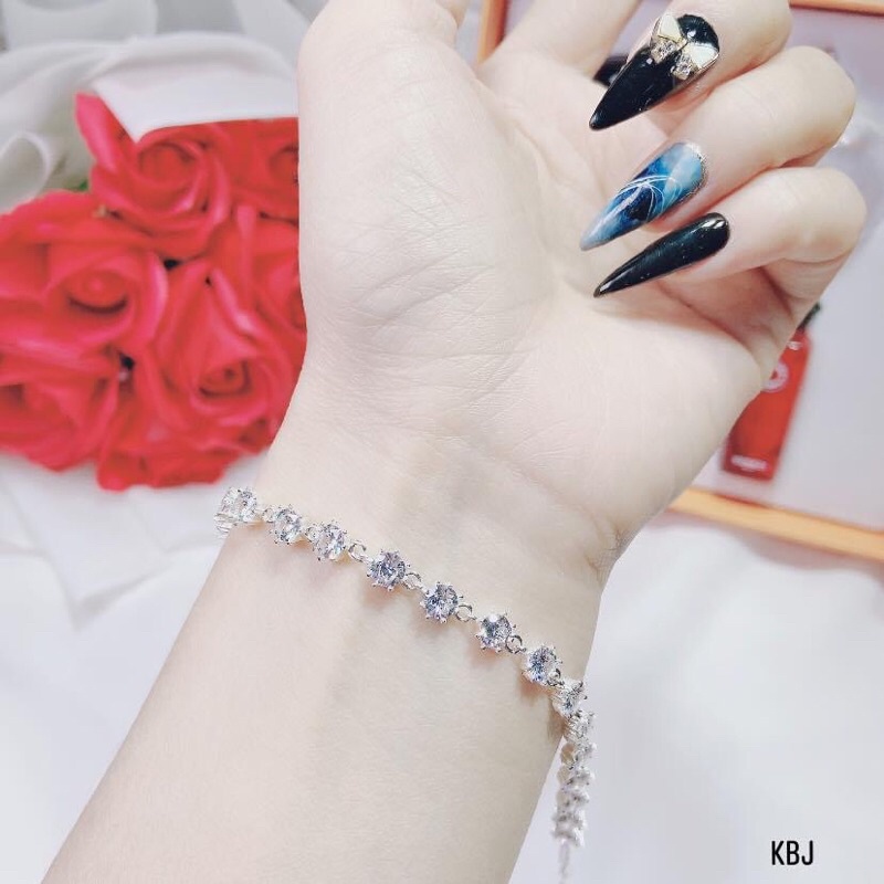 LẮC TAY FULL ĐÁ CỦA NỮ - LẮC BẠC TA
