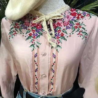 La hằng 527