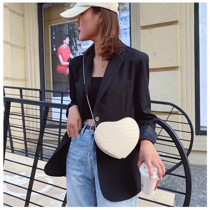 Túi đeo chéo trái tim mini