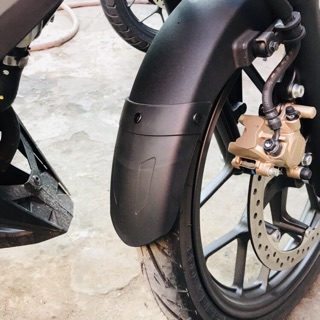 DÈ NỐI CHẮN BÙN TRƯỚC (tặng kèm 3 chốt bấm)