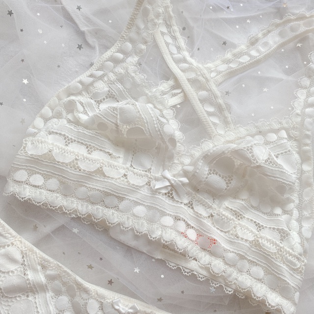 Bộ đồ lót sexy - áo ngực ren không gọng siêu quyến rũ kèm chíp BK013  - kelly wang