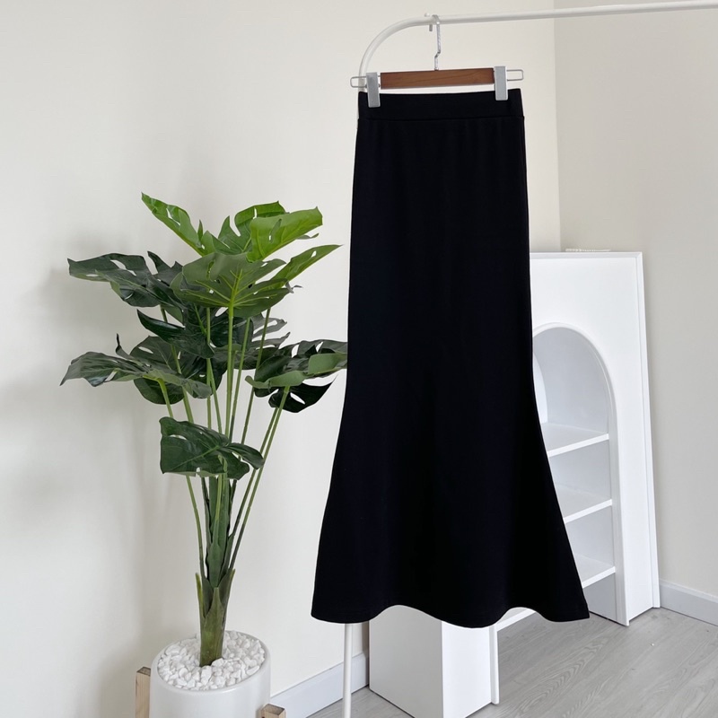 Hình chính chủ - Chân váy body đuôi cá sang chảnh