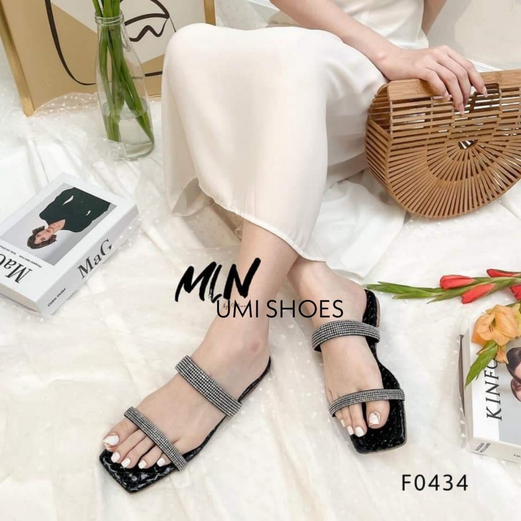 Dép nữ đi lê quai ngang chéo đính đá mảnh sáng da mũi vuông đế bệt đi biển xinh mới hot màu đen/trắng