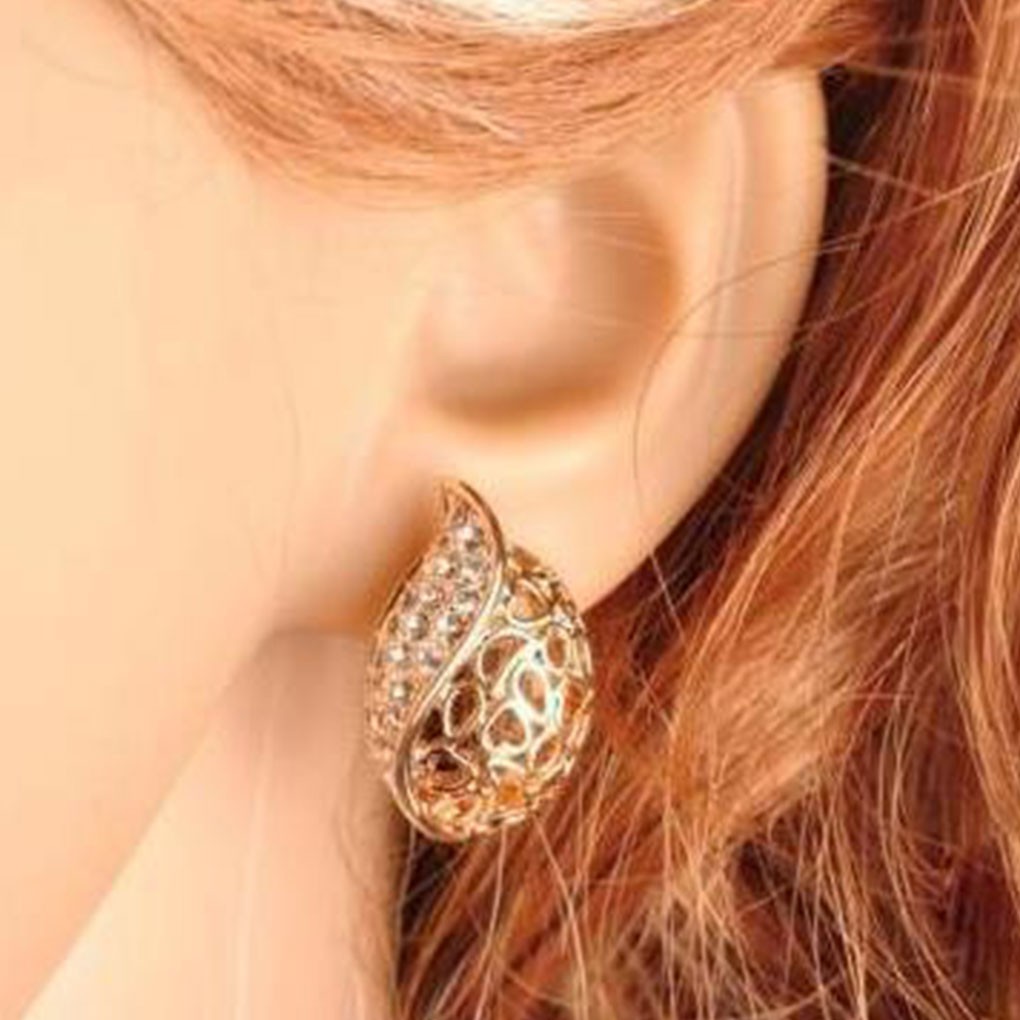 Đôi Khuyên Tai Hình Trái Tim Đính Đá Thời Trang Cho Nữ