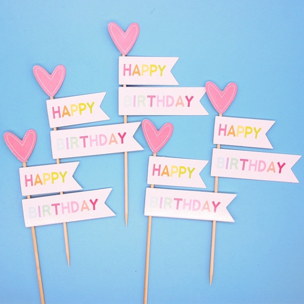 Phụ kiện trang trí bánh kem bánh sinh nhật  que cắm tim cờ happy birthday