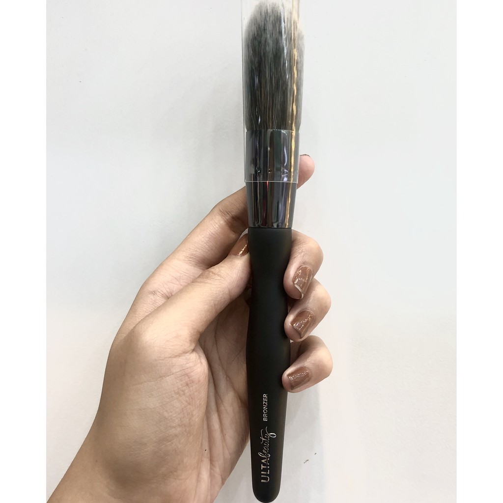 Cọ đánh má hồng Ulta Beauty Bronzer Brush hàng xách tay Mỹ